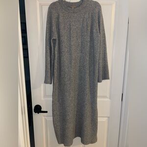 H&M Gray Long Sleeve Dress